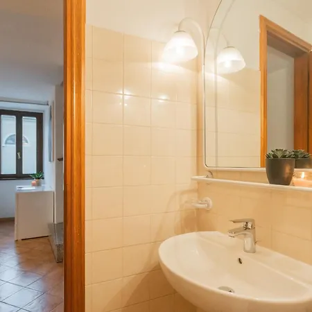 Bell Tower Square Apartment Lenno