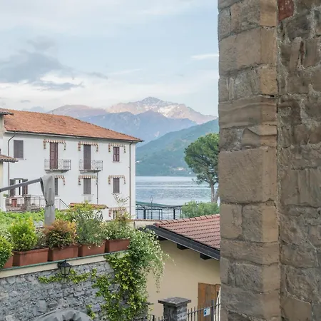 Bell Tower Square Apartment Lenno
